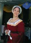 1530s Tudor Kirtle & Gown.
Click on image for more info.